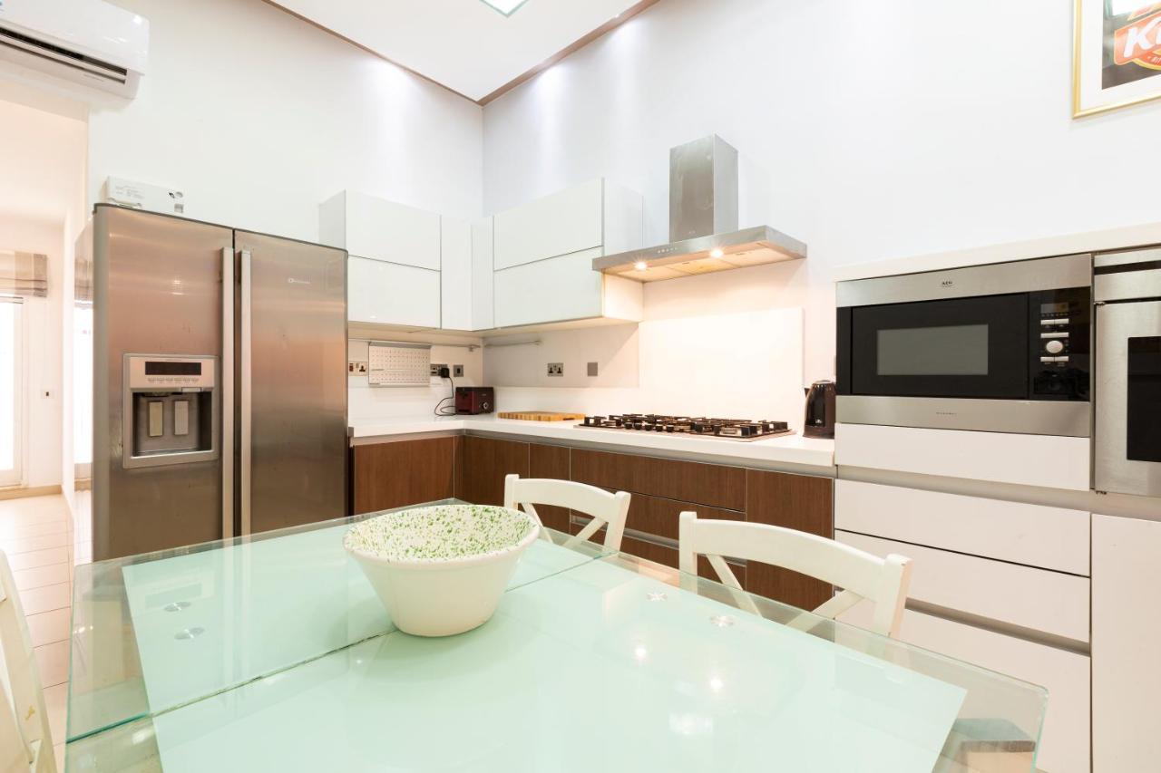 Dc36 -Spacious&Stylish 3 Bedroom Flat. Prime Zone Mellieha Luaran gambar